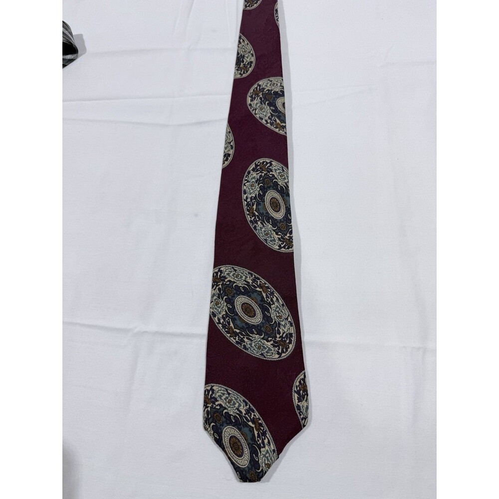 Cellini Collection 100% Italian Silk Paisley Tie Made In USA